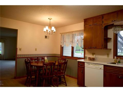 310 E 3rd St, Minneota, MN 56264 photo 5