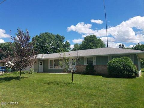 440 E 3rd Ave, Franklin, MN 55333 photo 2