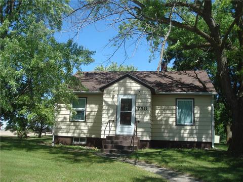 750 N Hering St, Appleton, MN 56208 photo 1