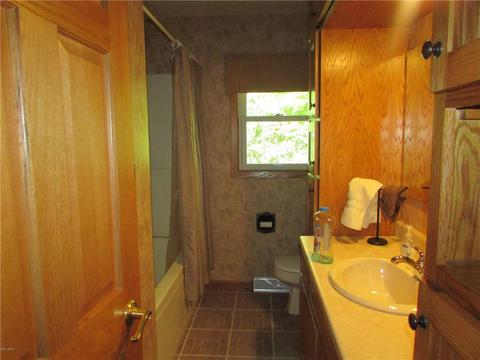 902 8th Ave NE, Pipestone, MN 56164 photo 13