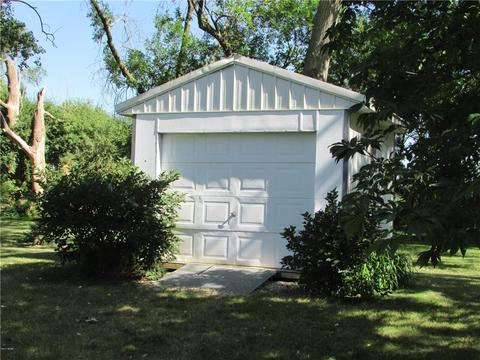 902 8th Ave NE, Pipestone, MN 56164 photo 23