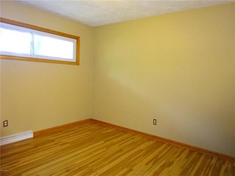 303 George St, Marshall, MN 56258 photo 7