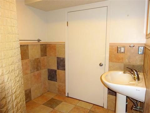 303 George St, Marshall, MN 56258 photo 16