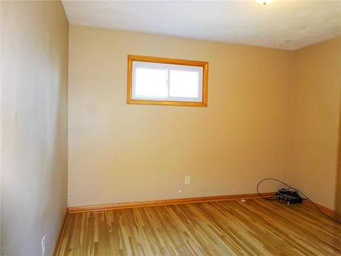 303 George St, Marshall, MN 56258 photo 9