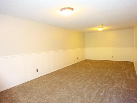 303 George St, Marshall, MN 56258 photo 13