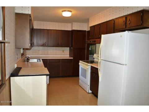 1502 7th St SW, Willmar, MN 56201 photo 5