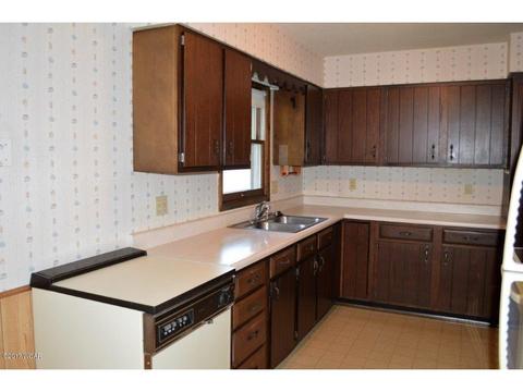 1502 7th St SW, Willmar, MN 56201 photo 6