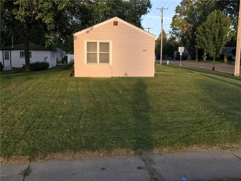 1129 7th St SW, Willmar, MN 56201 photo 2