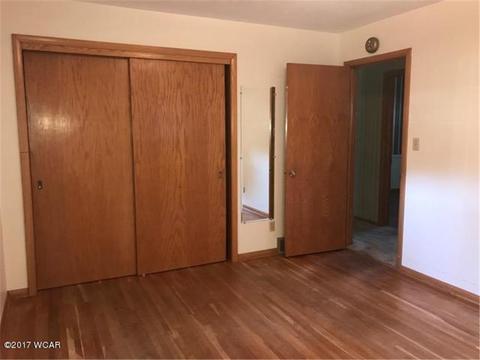 905 Pine Ave, Marshall, MN 56258 photo 10