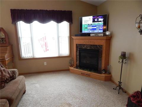 218 Oslo Ave, Marshall, MN 56258 photo 7