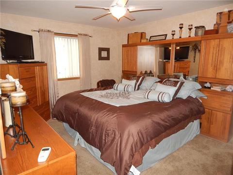 218 Oslo Ave, Marshall, MN 56258 photo 8