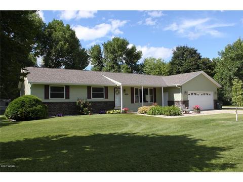 2304 5th Ave SE, Willmar, MN 56201 photo 1