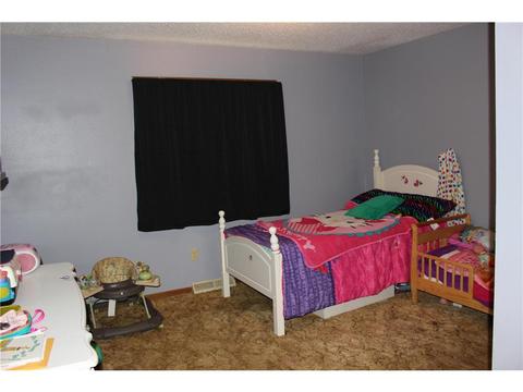 1408 Parkside Dr, Marshall, MN 56258 photo 8