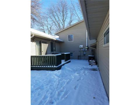504 Lawrence St, Marshall, MN 56258 photo 4