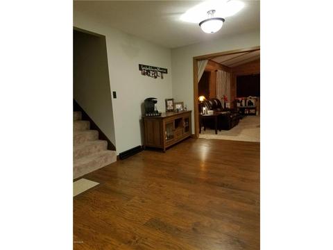 504 Lawrence St, Marshall, MN 56258 photo 9