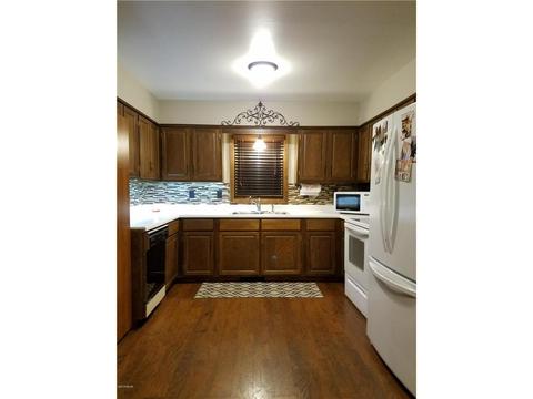 504 Lawrence St, Marshall, MN 56258 photo 10