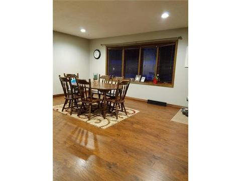 504 Lawrence St, Marshall, MN 56258 photo 6