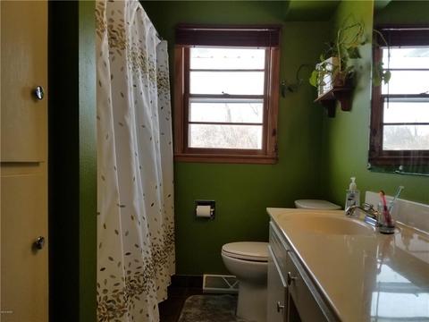 405 N 3rd St, Marshall, MN 56258 photo 6