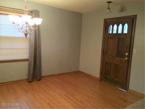 1024 3rd St SW, Willmar, MN 56201 photo 2