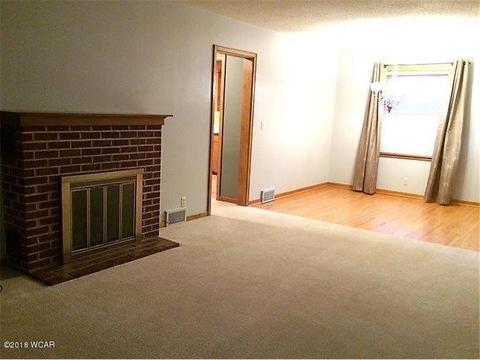 1024 3rd St SW, Willmar, MN 56201 photo 3