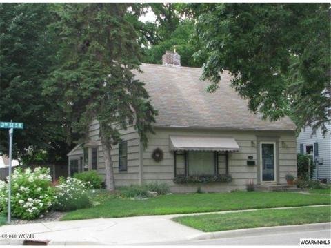 1024 3rd St SW, Willmar, MN 56201 photo 1