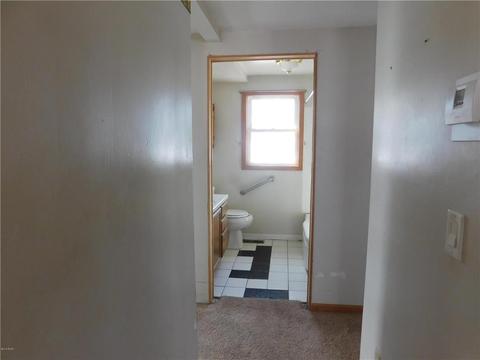 603 E Walnut Ave, Olivia, MN 56277 photo 10