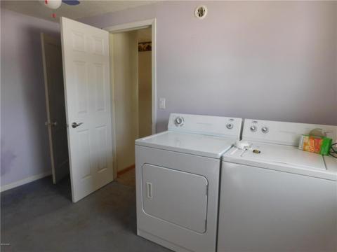 603 E Walnut Ave, Olivia, MN 56277 photo 9