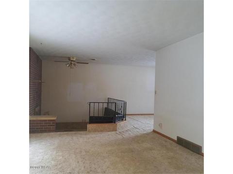 407 State St, Tracy, MN 56175 photo 2
