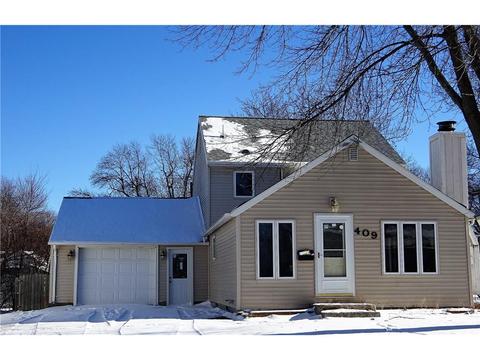 409 Williams St, Marshall, MN 56258 photo 1