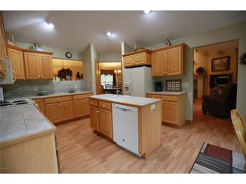 3106 Eagle Ridge Dr W, Willmar, MN 56201 photo 9