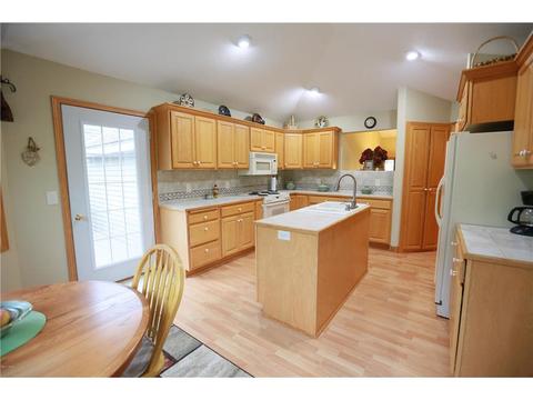 3106 Eagle Ridge Dr W, Willmar, MN 56201 photo 10