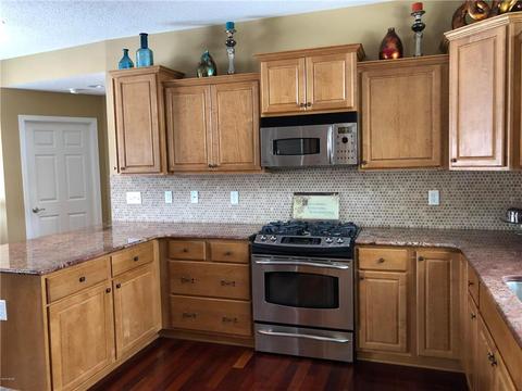 511 Viper Cir, Marshall, MN 56258 photo 2