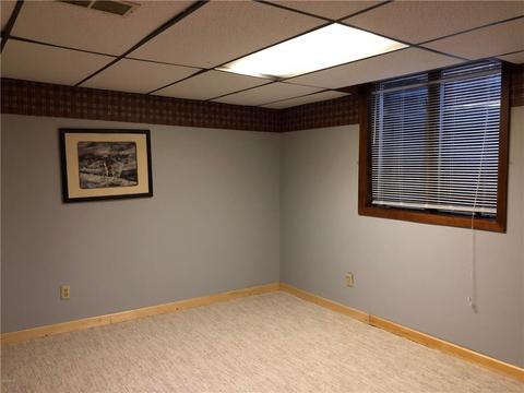 1404 Parkside Dr, Marshall, MN 56258 photo 16