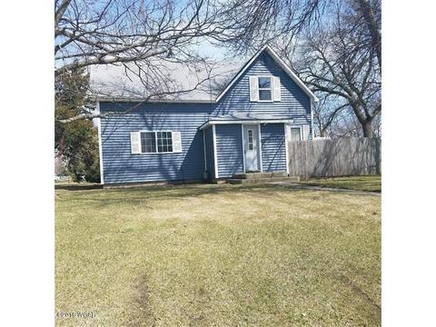 857 Prospect Ave, Windom, MN 56101 photo 11