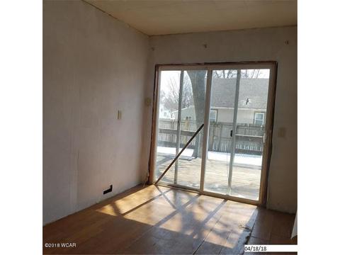 857 Prospect Ave, Windom, MN 56101 photo 5