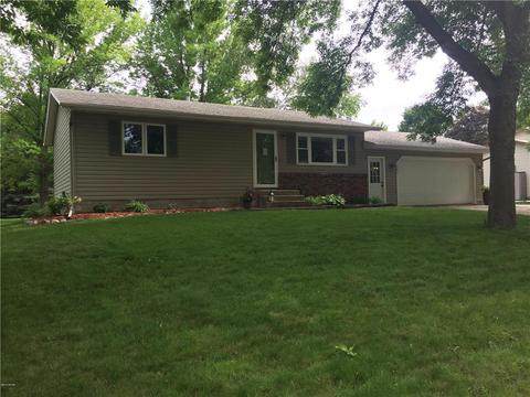 701 26th Ave SW, Willmar, MN 56201 photo 2