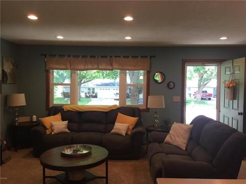701 26th Ave SW, Willmar, MN 56201 photo 5
