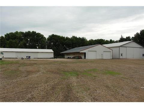 2499 60th Ave SE, Willmar, MN 56201 photo 3