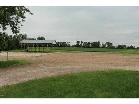 2499 60th Ave SE, Willmar, MN 56201 photo 4
