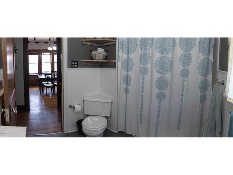 221 E Oak St, Tyler, MN 56178 photo 9