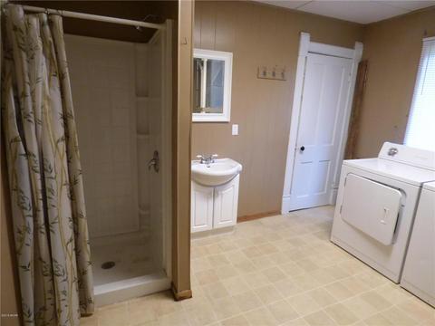 1509 3rd Ave, Windom, MN 56101 photo 12