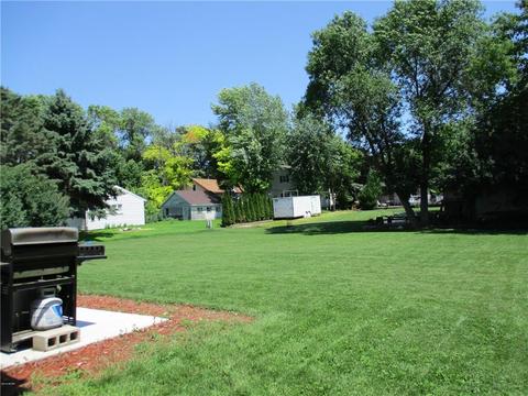 1005 6th St SW, Willmar, MN 56201 photo 3