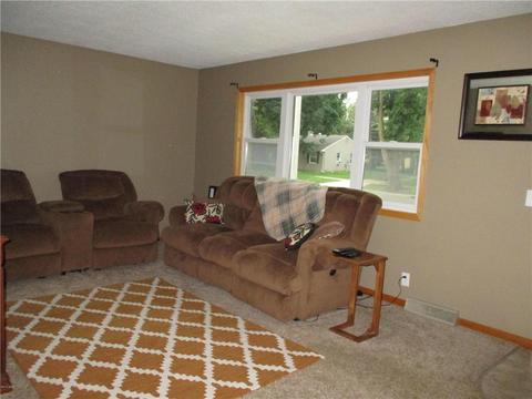 1005 6th St SW, Willmar, MN 56201 photo 8