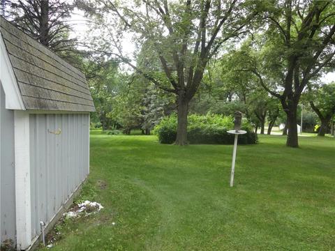 102 S Brook St, Hendricks, MN 56136 photo 4