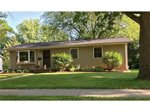 716 Olena Ave SE, Willmar, MN 56201 photo 2