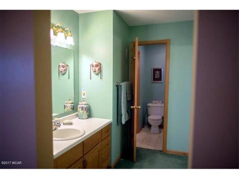 2215 10 Ave SE, Willmar, MN 56201 photo 8
