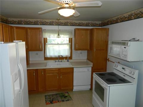 1745 Maple Ave, Benson, MN 56215 photo 7