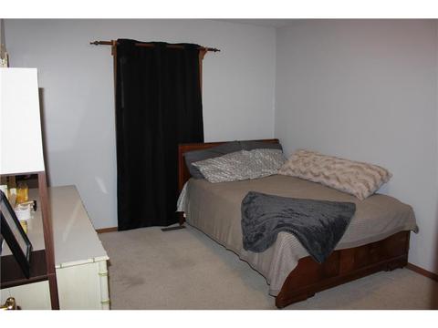 804 N Bruce St, Marshall, MN 56258 photo 7