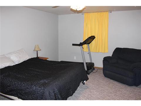 804 N Bruce St, Marshall, MN 56258 photo 13