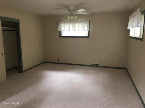 701 15th St SW, Willmar, MN 56201 photo 9
